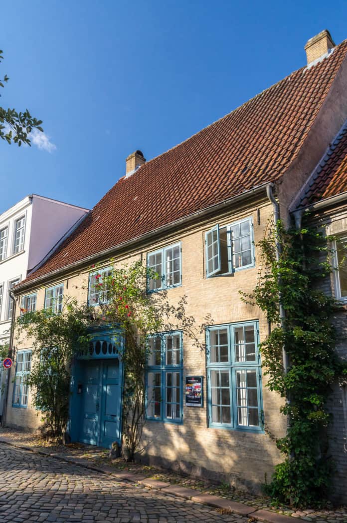 1024px-Suederfischerstrasse_8,_Flensburg