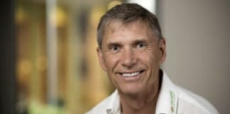 Uwe L. Naffin: Der Teamplayer