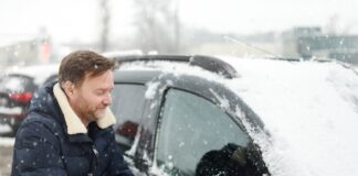Frost am Auto  ADAC Tipps für zugefrorene Türen, Scheiben und Co.