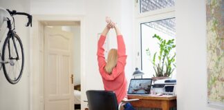 Gesundes Sitzen im Homeoffice – So können Unternehmen ihre Angestellten unterstützen