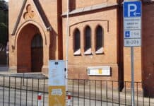 E-Autos: Wie steht es mit Ladestationen im öffentlichen Raum?