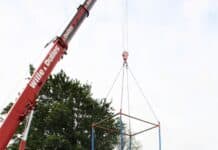 PoP und fertig – Simone Lange weiht Glasfaser-Technikgebäude Nr. 26 ein