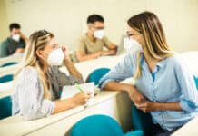 Was tun, wenn die Stimme streikt? Heiserkeit und Halskratzen vorbeugen