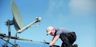 Heizen mit Sonne und Holz: Tipp für Eigenheimbesitzer