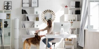 Mehr als jede:r Zweite arbeitet gerne im Home Office