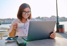 Repräsentative Studie: Ein Viertel der jungen Menschen würde gerne einmal eine Workation machen