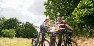 Auf zwei Rädern durchs Land