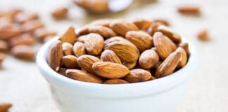 Sie wollen Ihr Gewicht halten? Snacken Sie Mandeln!