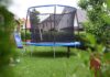 TÜV SÜD gibt Tipps für Gartentrampoline