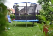 TÜV SÜD gibt Tipps für Gartentrampoline