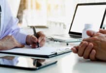 Personalengpässe: Unternehmen setzen im Recruiting so stark auf Personalberater wie nie