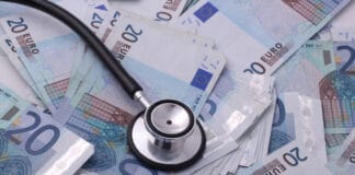 Krankenkassen Zusatzbeitrag auf Rekordhoch: Welche Optionen haben gesetzlich Versicherte?