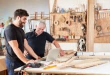 Neu im Job: Die wichtigsten Versicherungen für Berufseinsteiger