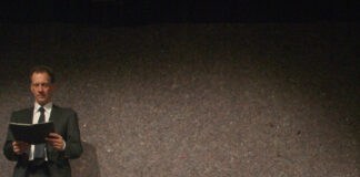 Bitte betrachten Sie mich als einen Traum