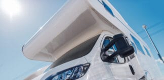 Saisonstart: So werden Wohnmobil und Wohnwagen fit für den Osterurlaub