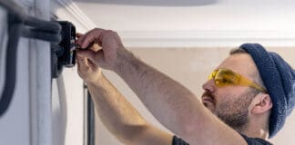 Elektroarbeiten sind für Laien gefährlich