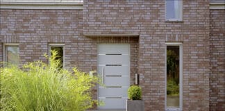 Energieverluste über alte Haustüren vermeiden