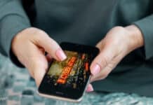 TÜV-Verband: Smartphones vor Cyberattacken schützen