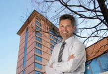 Grußwort unseres Oberbürgermeister Dr. Fabian Geyer Oberbürgermeister Dr. Fabian Geyer Grußworte für das kommende Jahr 2024