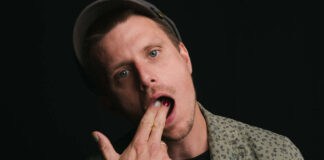 Moritz Neumeier: Unangenehm Moritz Neumeier: Unangenehm