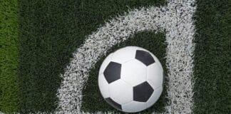 Fußballfans fiebern der Euro 2024 in Deutschland entgegen Fußballfans fiebern der Euro 2024 in Deutschland entgegen