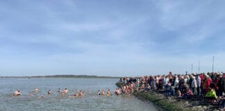 Anbaden am Dockkoog: Gezeiten verschieben Husumer Traditionstermin Anbaden am Dockkoog: Gezeiten verschieben Husumer Traditionstermin