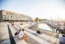 Workation-Angebote und Co-Working-Spaces in Schleswig-Holstein Arbeiten, wo andere Urlaub machen: Workation-Angebote und Co-Working-Spaces in Schleswig-Holstein