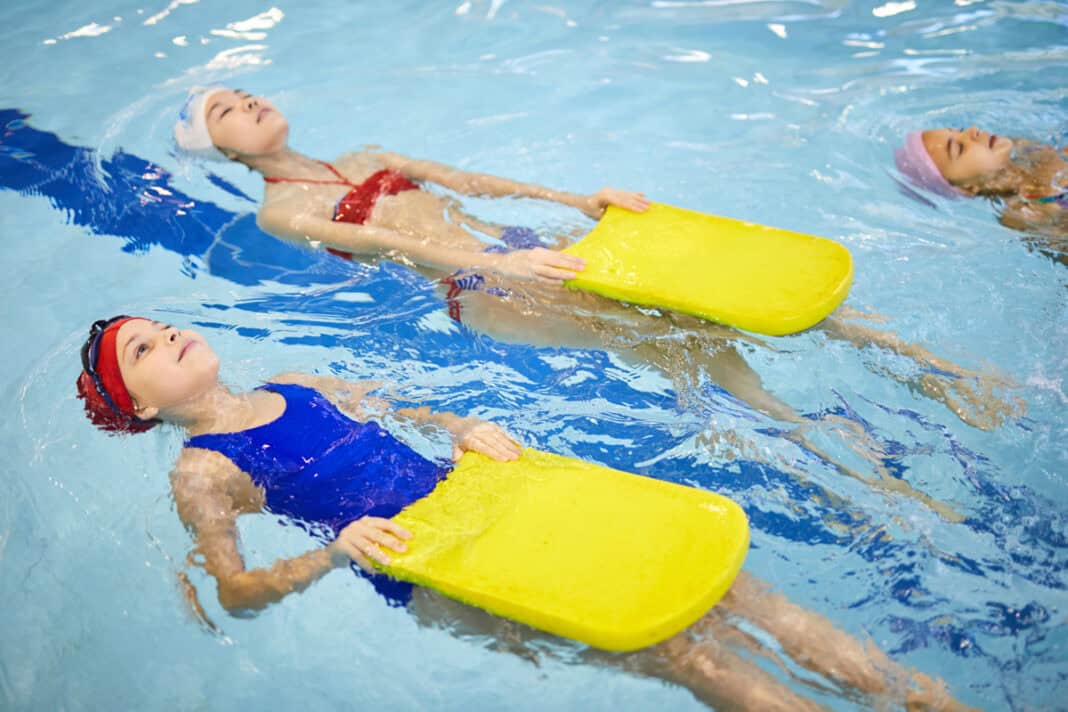 Bundesweite Schwimmabzeichentage mit der DLRG starten am 9. Juni