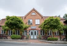 Naturgenuss-Brunch in Unewatt plus Wanderung zum Tal der Langballigau mit Kräuterführung für Groß und Klein Naturgenuss-Brunch in Unewatt plus Wanderung zum Tal der Langbaligau mit Kräuterführung für Groß und Klein