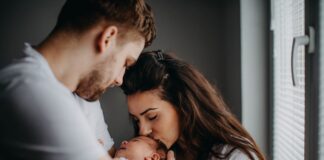 Versicherungscheck: So sichern Eltern ihren Nachwuchs richtig ab Versicherungscheck: So sichern Eltern ihren Nachwuchs richtig ab