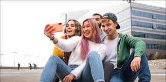 Generation Z: Digital Natives mit Drang zur Selbstverwirklichung