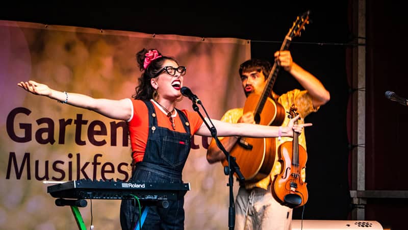 Ein Flensburger Musiker im Aufwind – Luca Bo Hansen ist die Hälfte des Duos Lina Bó