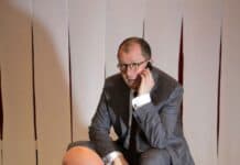 „Achtsam morden“ im Bürgerhaus Harrislee „Achtsam morden“ im Bürgerhaus Harrislee