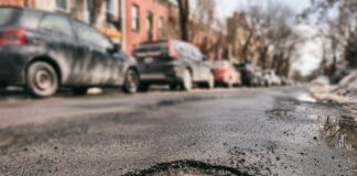 Rüttelstrecke Deutschland: 79 Prozent der Autofahrer klagen über Schlaglöcher Rüttelstrecke Deutschland: 79 Prozent der Autofahrer klagen über Schlaglöcher