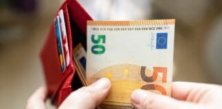 Ende des Bargeldes – nur eine Einbildung oder baldige Realität? Ende des Bargeldes - nur eine Einbildung oder baldige Realität?