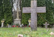 Flensburg 1945 Folge 3: Verfolgt, gefangen und ermordet Flensburg 1945 Teil 3: Verfolgt gefangen und ermordet