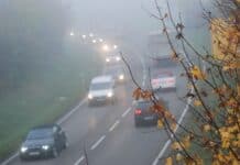 Bei Nebel nicht blind auf die Lichtautomatik verlassen Bei Nebel nicht blind auf die Lichtautomatik verlassen