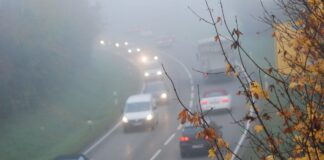 Bei Nebel nicht blind auf die Lichtautomatik verlassen Bei Nebel nicht blind auf die Lichtautomatik verlassen