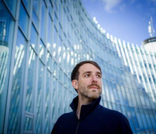 Andreas Liebert – „Mondlandung” Andreas Liebert – „Mondlandung”