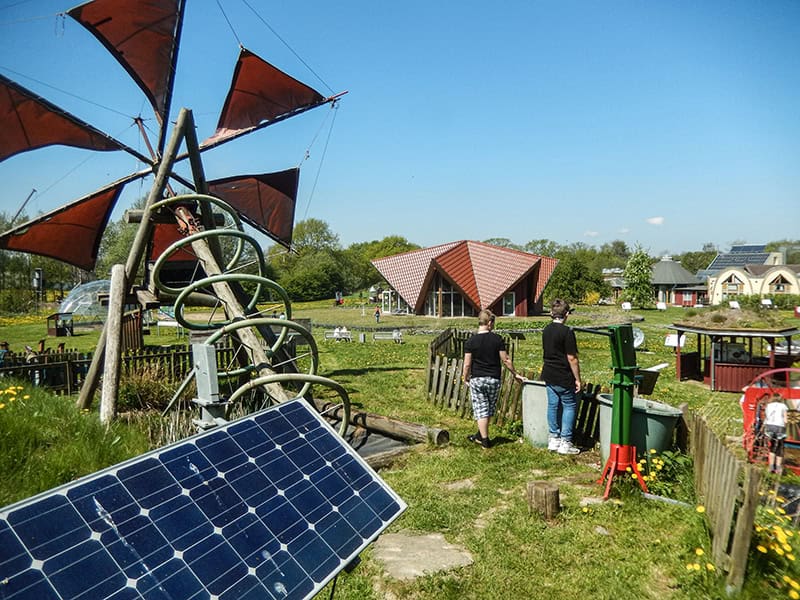 artefact feiert 25 Jahre Klimapark mit neuem Riesenbild