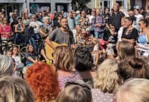 Flensburger Hofkultur: Hofkultur singt – mit Leon Mancilla und dem NorderPopChor Hofkultur singt – mit Leon Mancilla und dem NorderPopChor