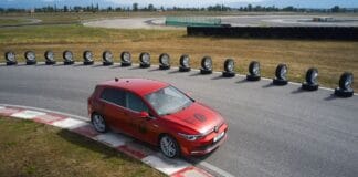 ADAC testet 16 Ganzjahresreifen: Wenige sind wirklich „allwettertauglich“ ADAC testet 16 Ganzjahresreifen: Wenige sind wirklich "allwettertauglich"