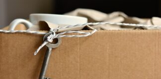 Umzugskartons clever beschriften: Systeme, Farben und Tipps für den Privatumzug Umzugskartons clever beschriften: Systeme, Farben und Tipps für den Privatumzug