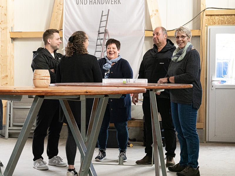 Die Zimmerei Loeper feiert 15jähriges Bestehen