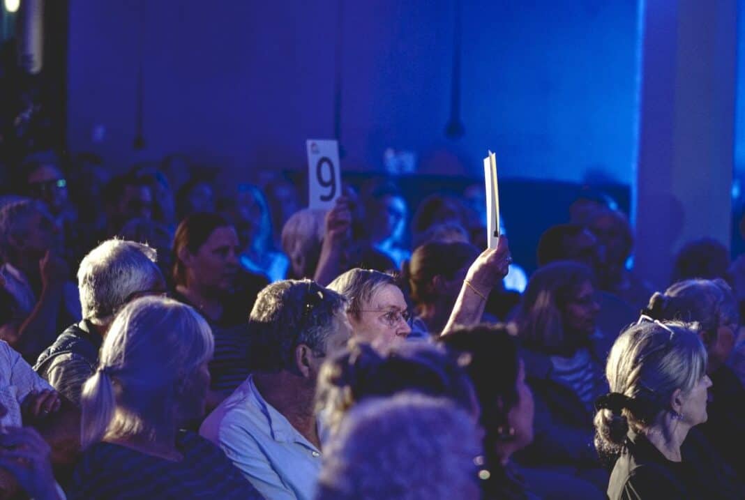Poesie auf den Brettern, die die Welt bedeuten