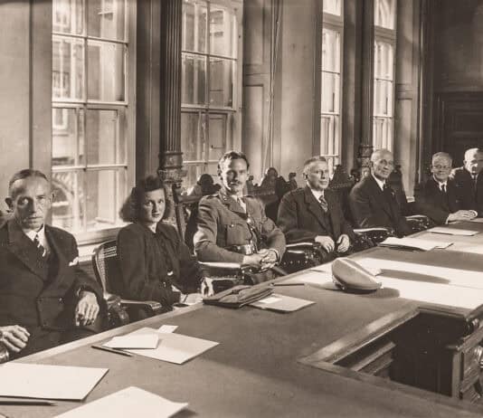 Flensburg 1945 Folge 11: Kultur und Kommunalpolitik in Zeiten der Knappheit Flensburg 1945 Folge 11 Kultur und Kommunalpolitik in Zeiten der Knappheit