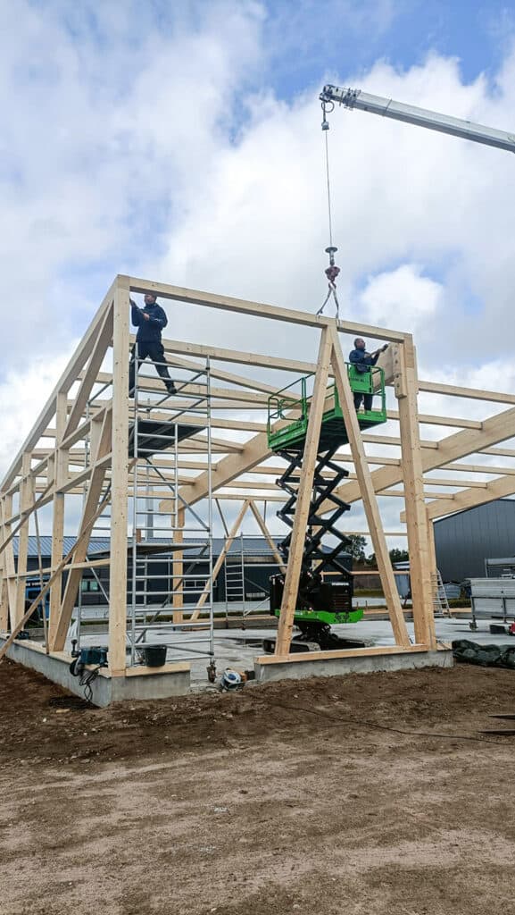 Die Zimmerei Loeper feiert 15jähriges Bestehen