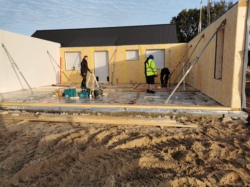 Die Zimmerei Loeper feiert 15jähriges Bestehen