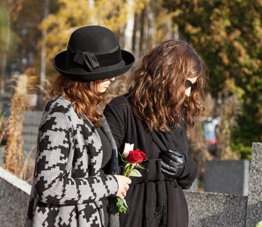 Die angemessene Trauerkleidung Die angemessene Trauerkleidung