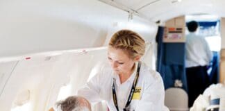 Kosten-Schock während Fernreise: Urlauber zahlen im Krankheitsfall oft ein Vermögen Kosten-Schock während Fernreise: Urlauber zahlen im Krankheitsfall oft ein Vermögen